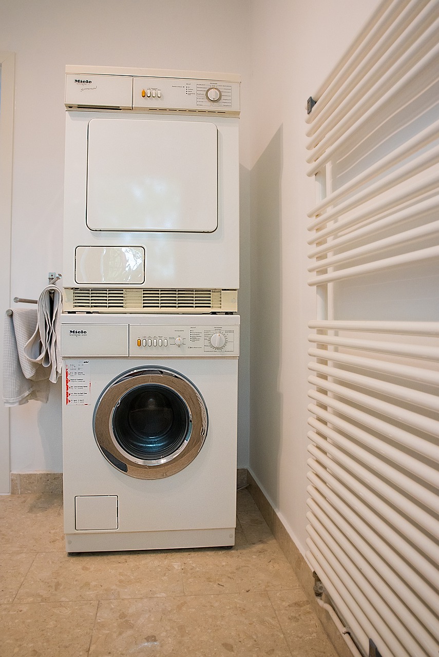 washing machine, radiator, bathroom-5089939.jpg